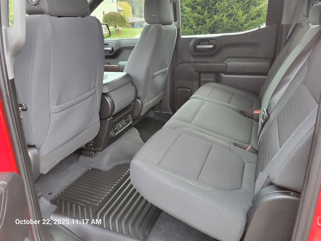 Used 2020 Chevrolet Silverado 1500 LT w/ All-Star Edition image 13