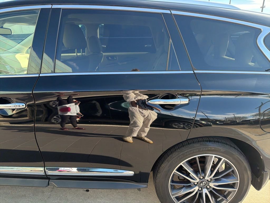 Used 2018 INFINITI QX60 Base w/ Premium Plus Package image 9