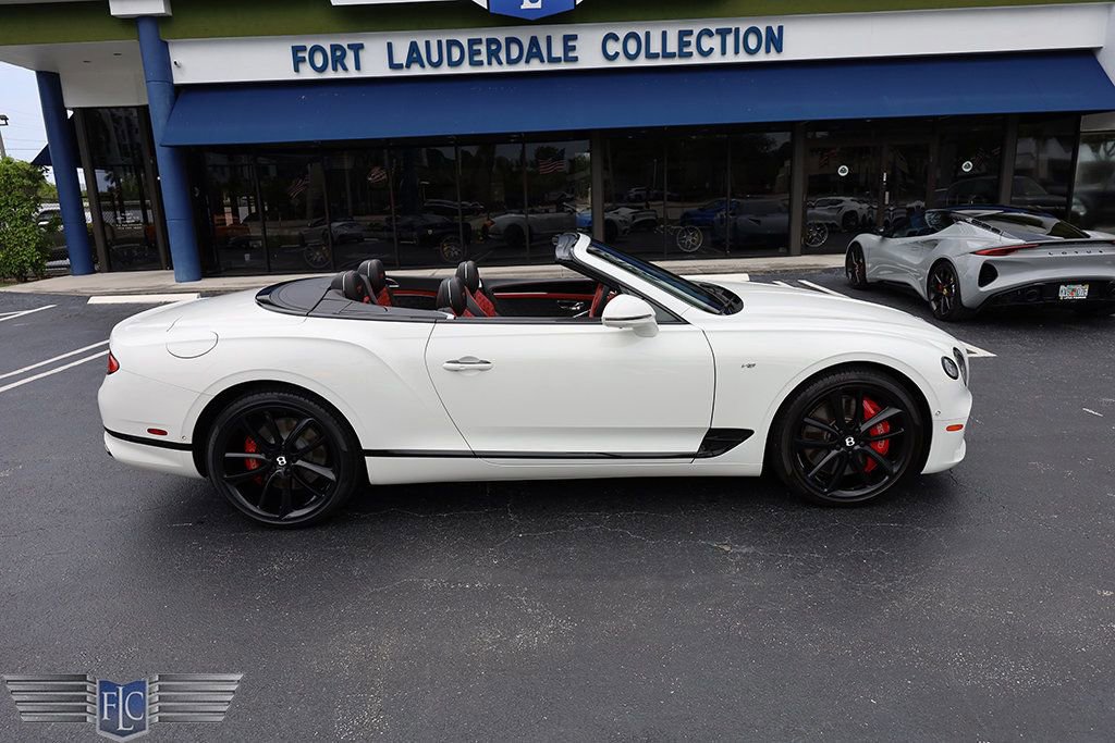 Used 2022 Bentley Continental GT V8 image 44