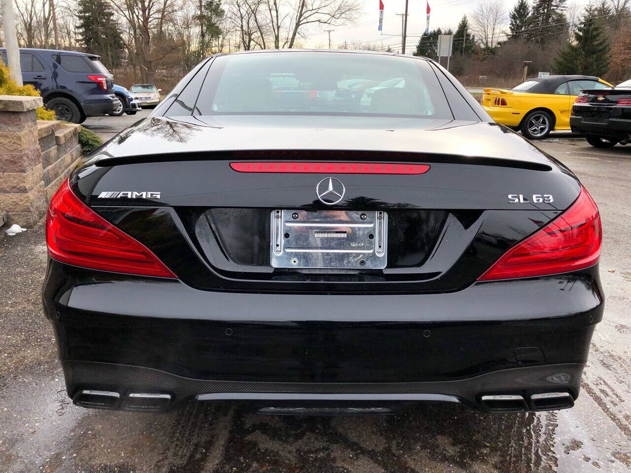 Used 2017 Mercedes-Benz SL 63 AMG image 5