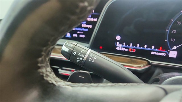 Used 2023 Cadillac Escalade ESV Sport Platinum w/ LPO, ONYX Package image 48