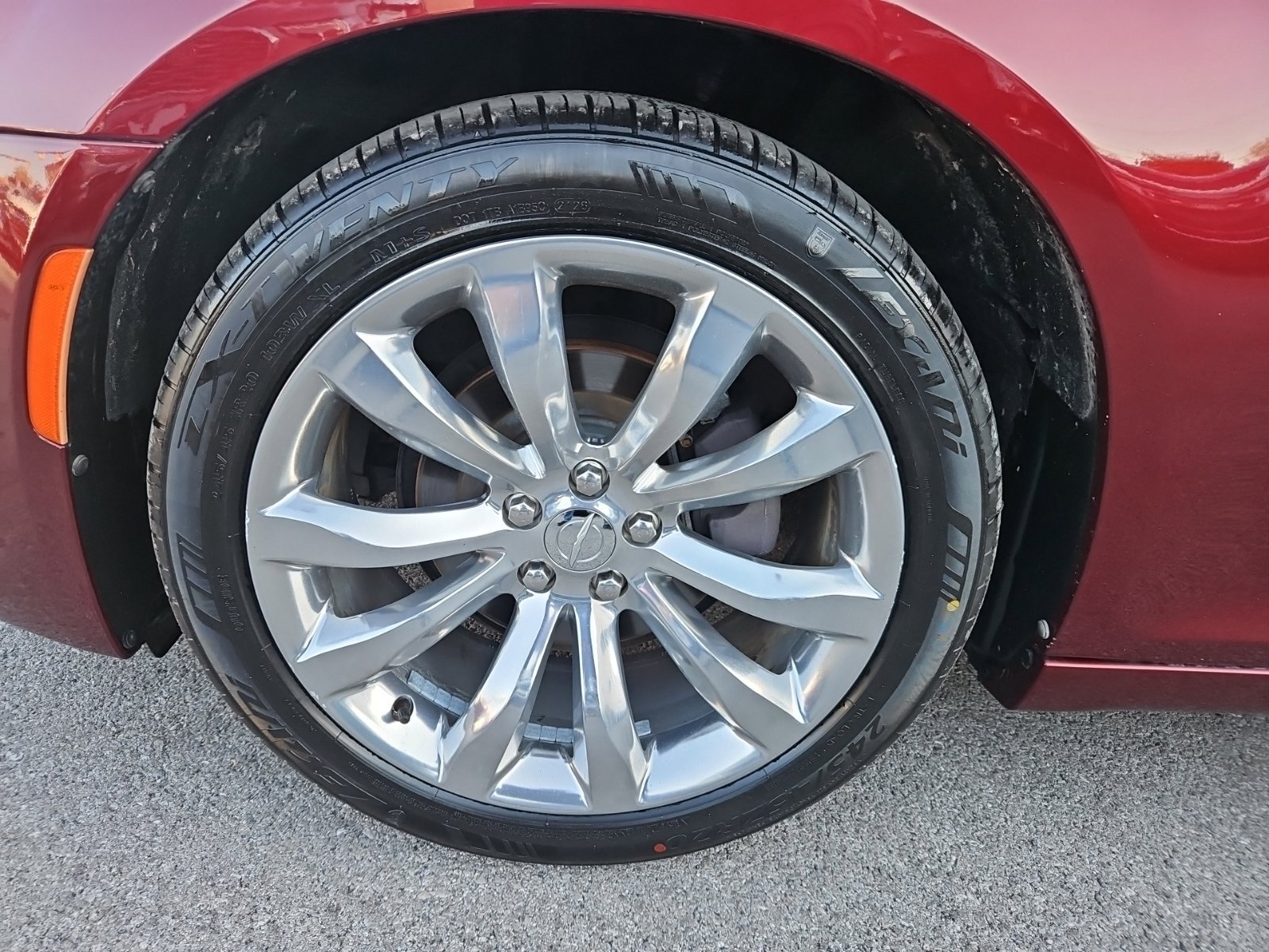 Used 2016 Chrysler 300 Limited RWD image 11
