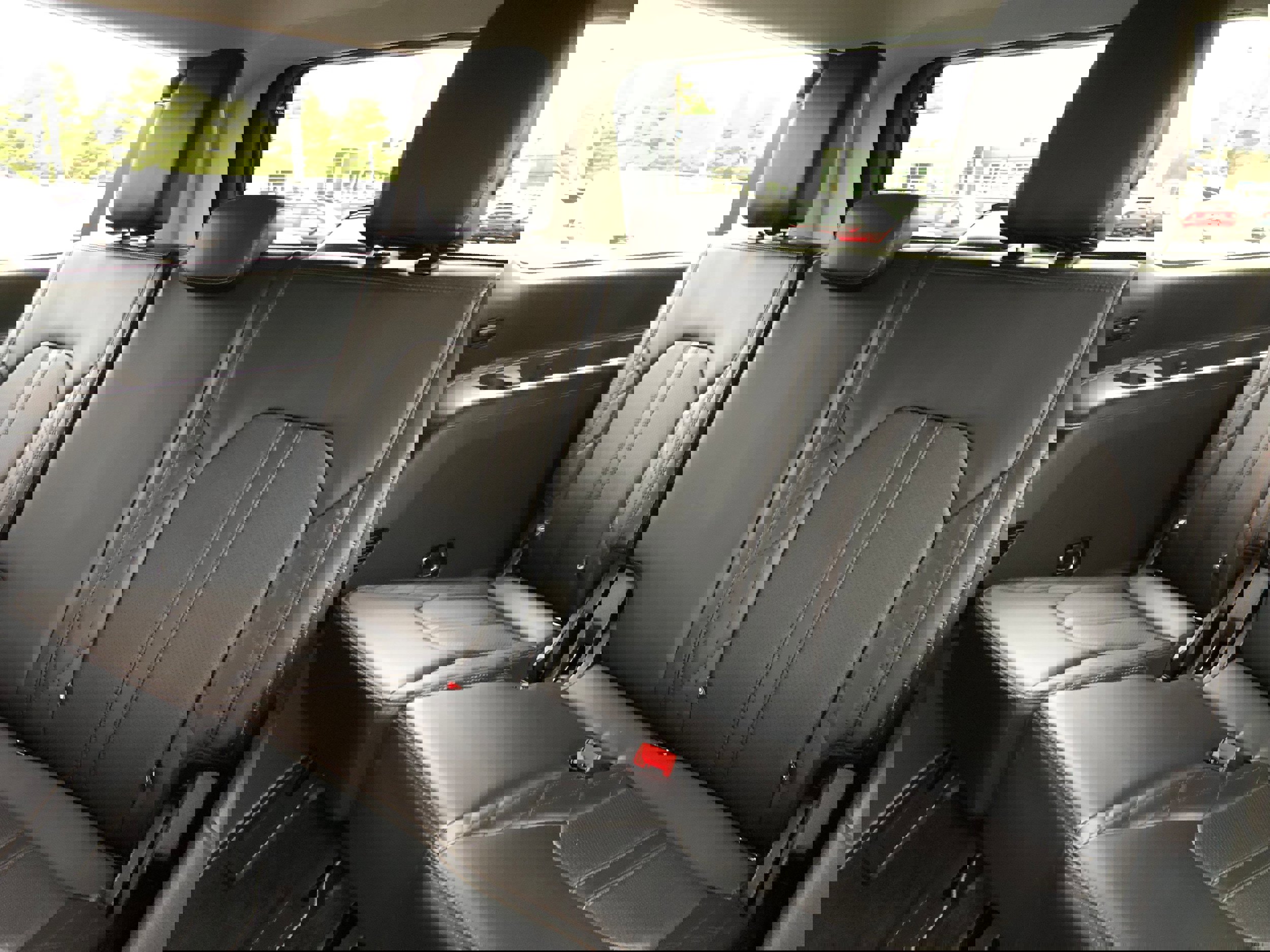 Certified 2021 Ford Expedition Max Platinum image 10