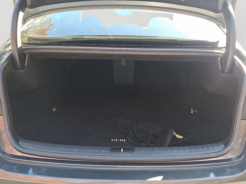 Used 2018 Genesis G80 3.8 image 28