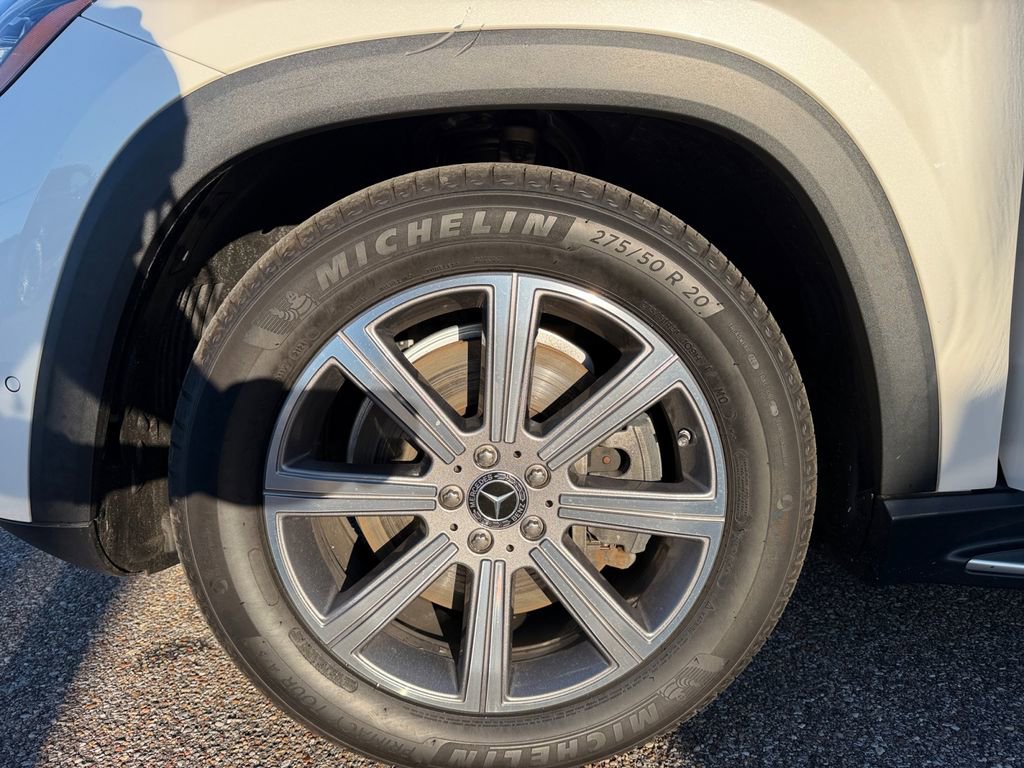 Used 2022 Mercedes-Benz GLS 450 4MATIC image 14