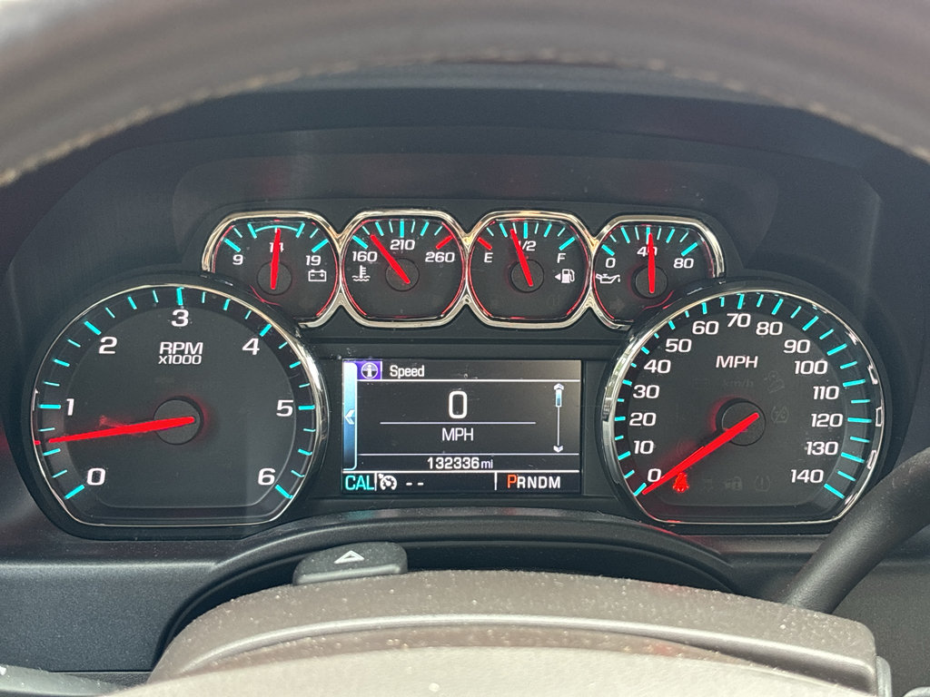 Used 2015 Chevrolet Silverado 1500 High Country w/ High Country Premium Package AWD/4WD image 20