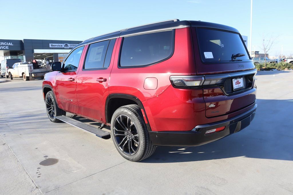 New 2026 Jeep Grand Wagoneer Summit w/ Premium Group III image 25