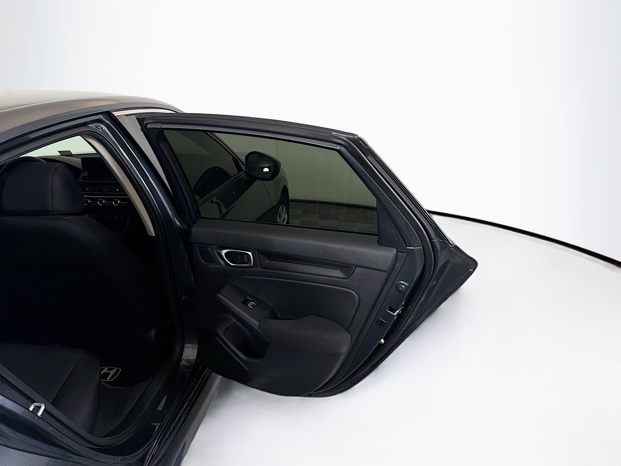Used 2023 Honda Civic LX image 27