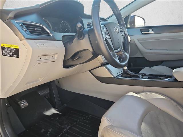 Used 2017 Hyundai Sonata Sport w/ Value Edition Package 02 image 10
