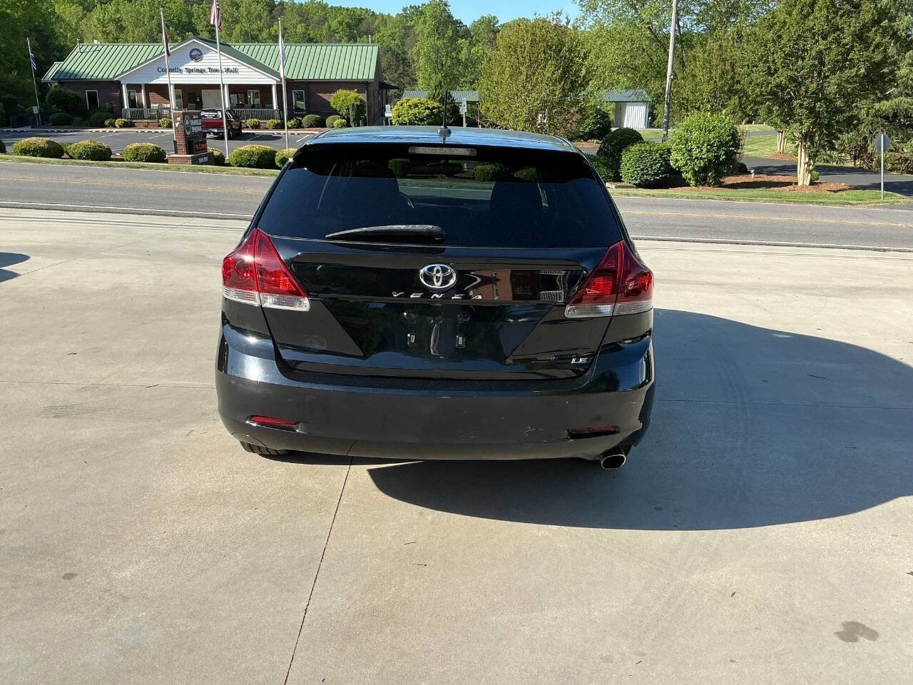 Used 2013 Toyota Venza LE FWD image 4