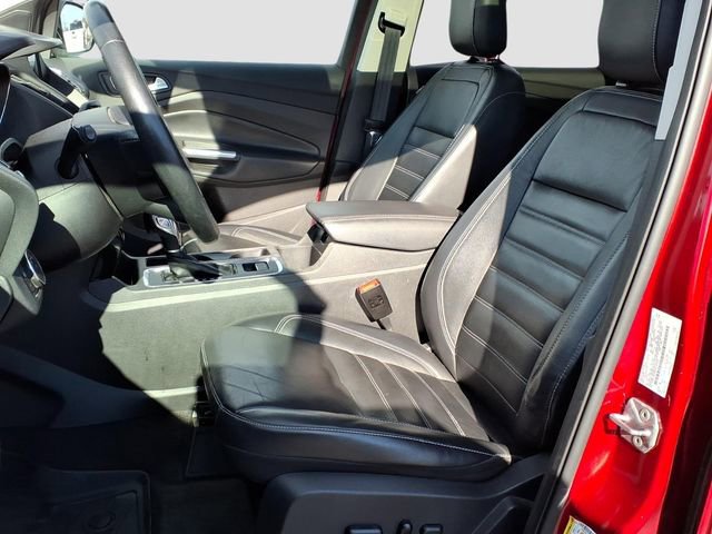 Used 2019 Ford Escape Titanium image 19