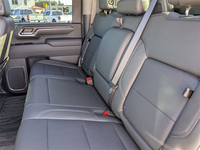Used 2025 GMC Sierra 2500 SLT w/ SLT Premium Package image 13