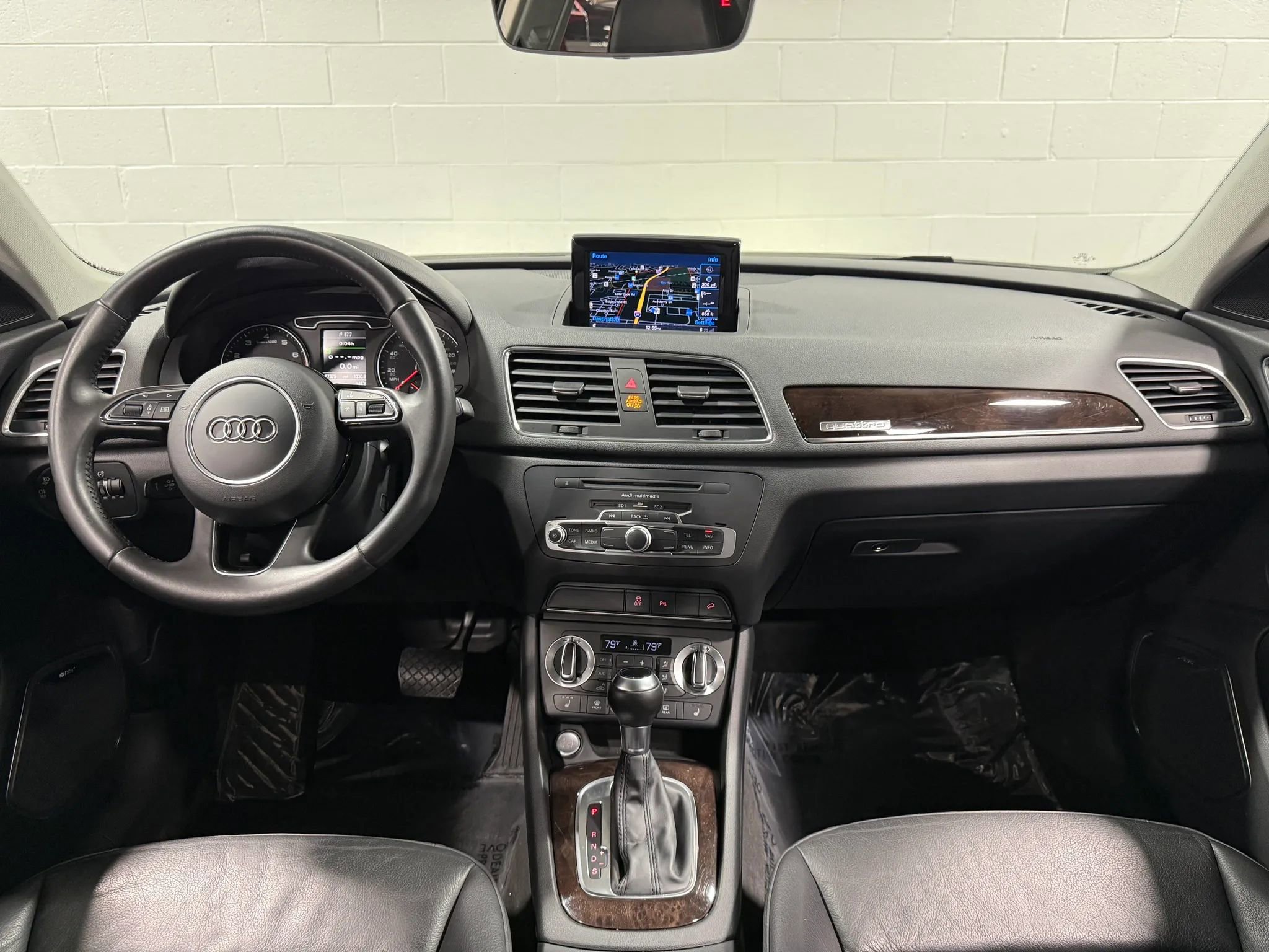 Used 2015 Audi Q3 2.0T Prestige w/ Prestige Package AWD/4WD image 23