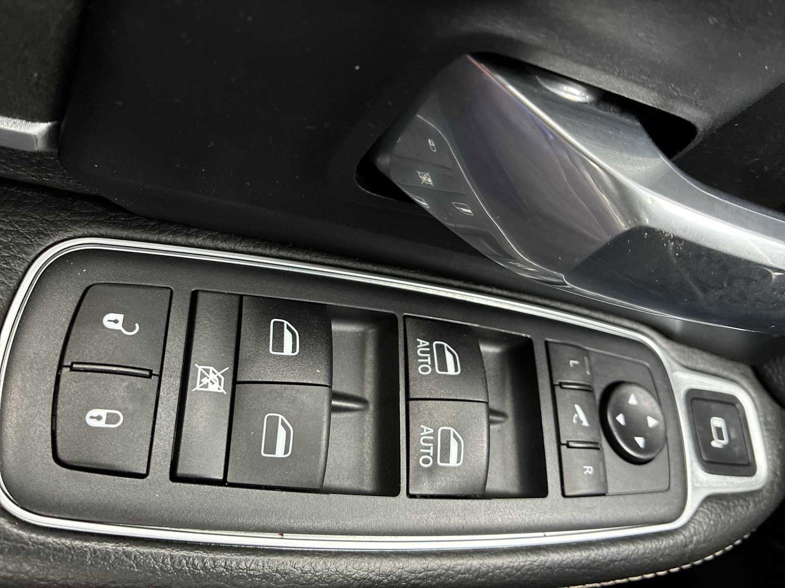 Used 2020 RAM 2500 Laramie image 15