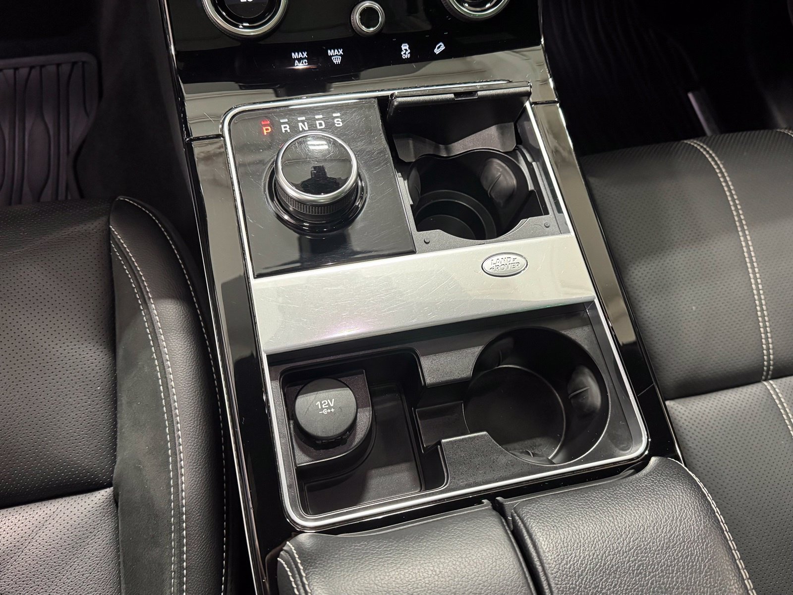 Used 2020 Land Rover Range Rover Velar R-Dynamic S AWD/4WD image 25