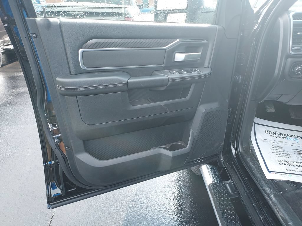 New 2027 RAM 2500 Big Horn AWD/4WD image 13