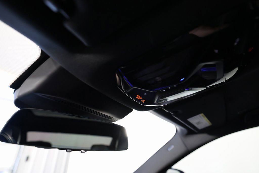 Used 2023 BMW i7 xDrive60 image 43