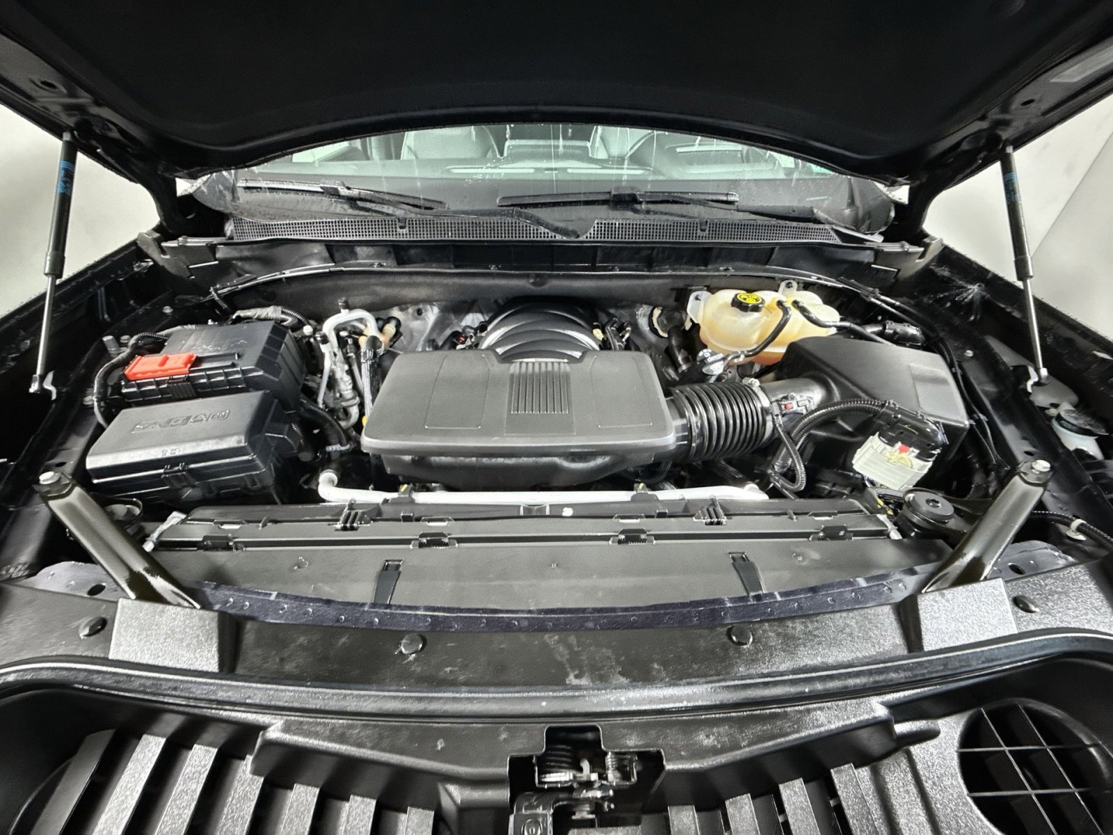 Used 2023 Chevrolet Suburban Premier image 29