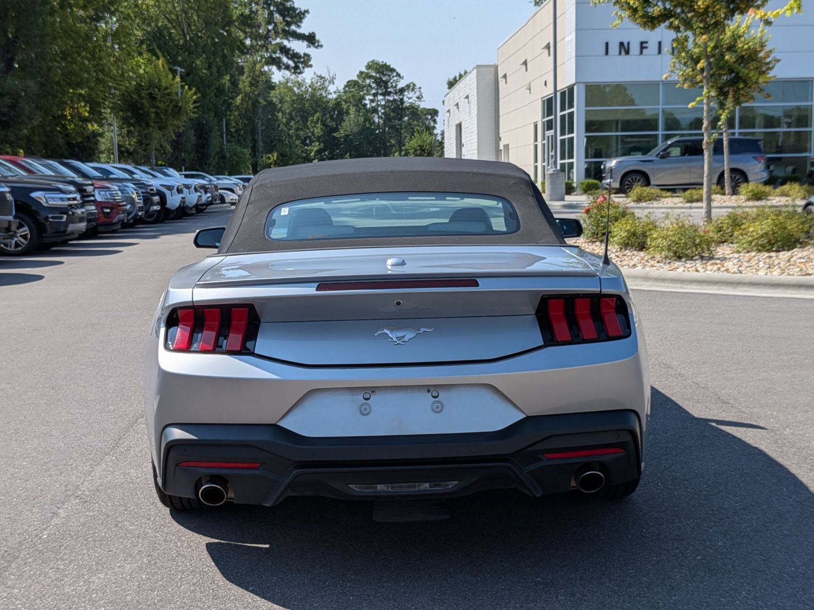 Used 2024 Ford Mustang Premium RWD image 4