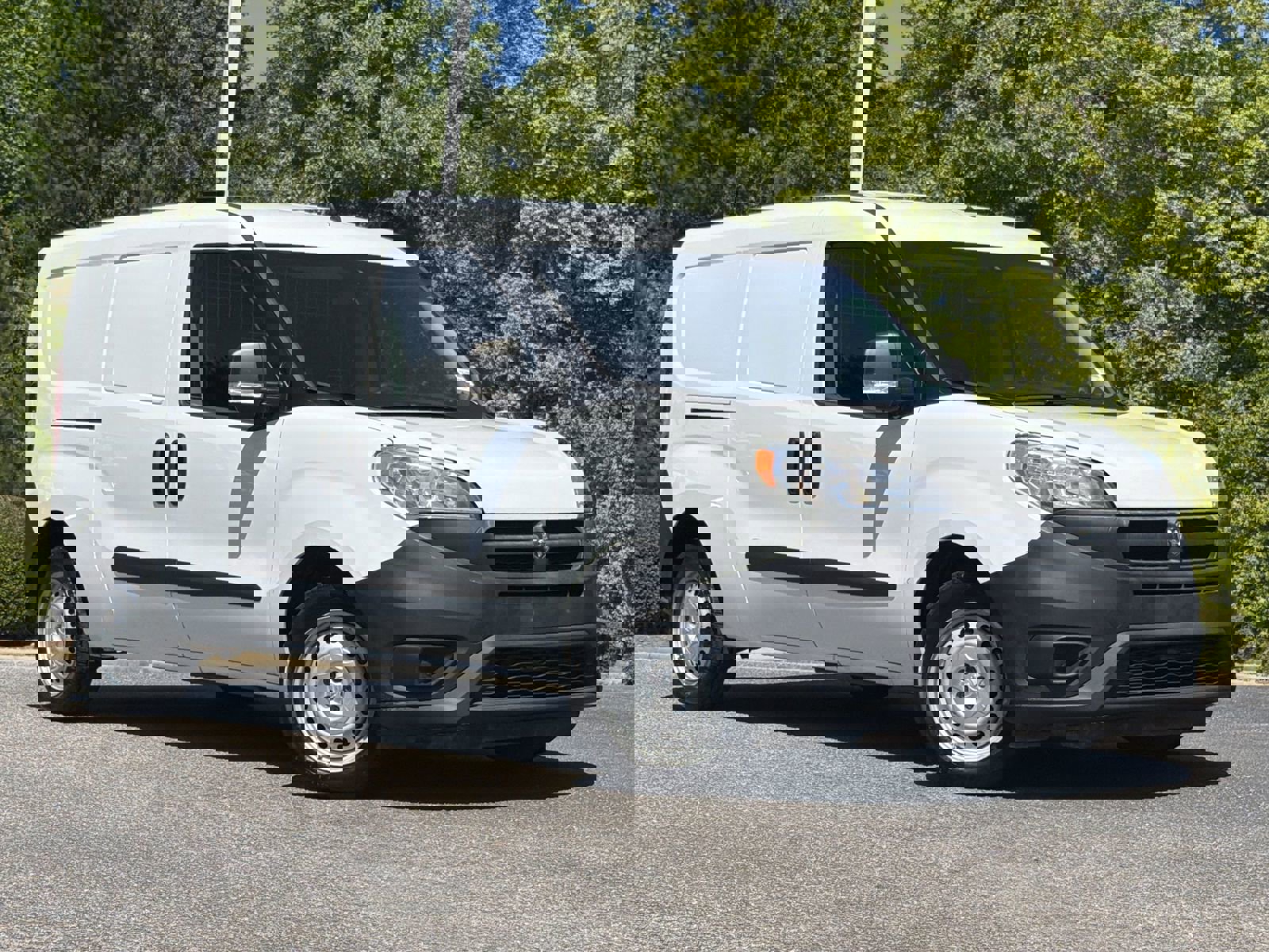 Used 2017 RAM ProMaster City Tradesman w/ Rear Back-up Camera Group image 2