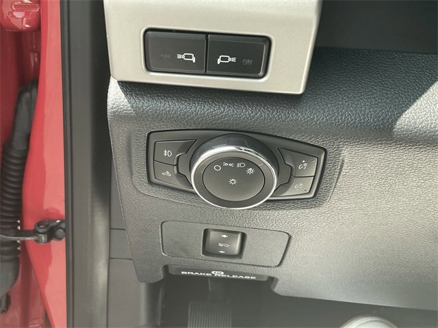 Used 2022 Ford F250 Lariat w/ Chrome Package image 17