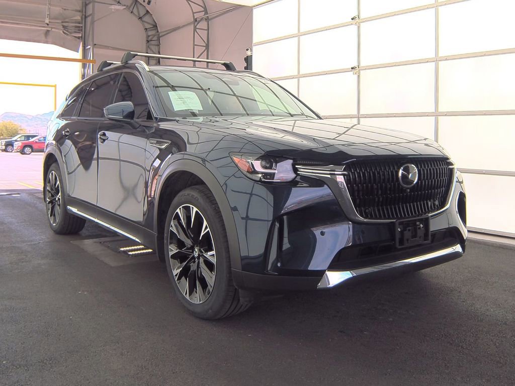 Used 2025 MAZDA CX-90 Plug-In Hybrid w/ Premium Plus image 2