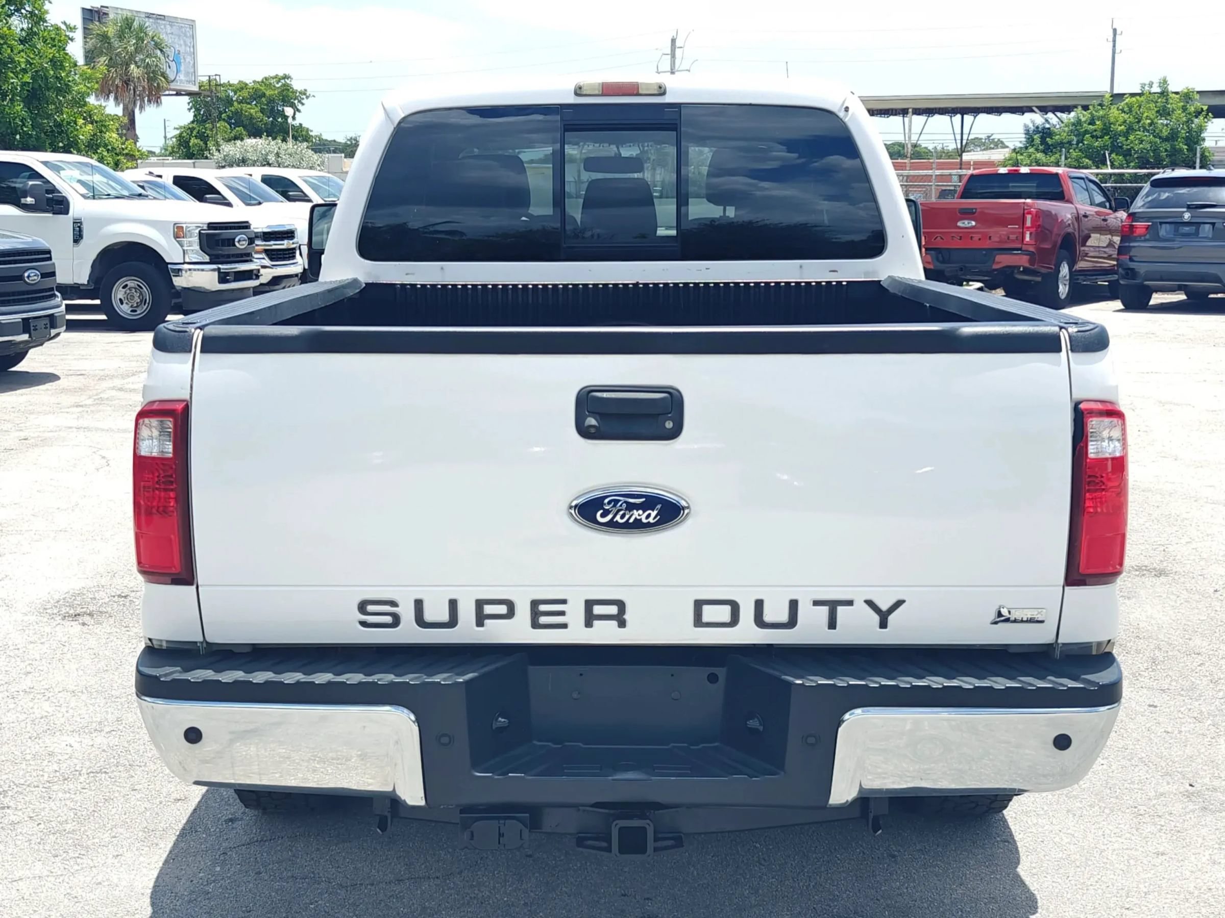 Used 2011 Ford F250 Lariat w/ Lariat Interior Pkg RWD image 6