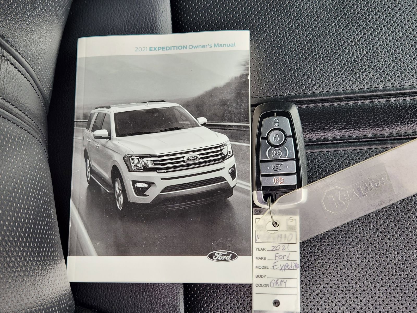 Used 2021 Ford Expedition Limited image 44