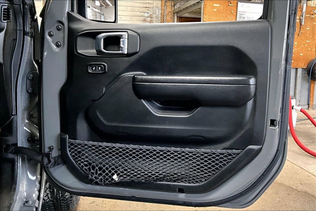 Used 2021 Jeep Wrangler Unlimited Sport AWD/4WD image 22