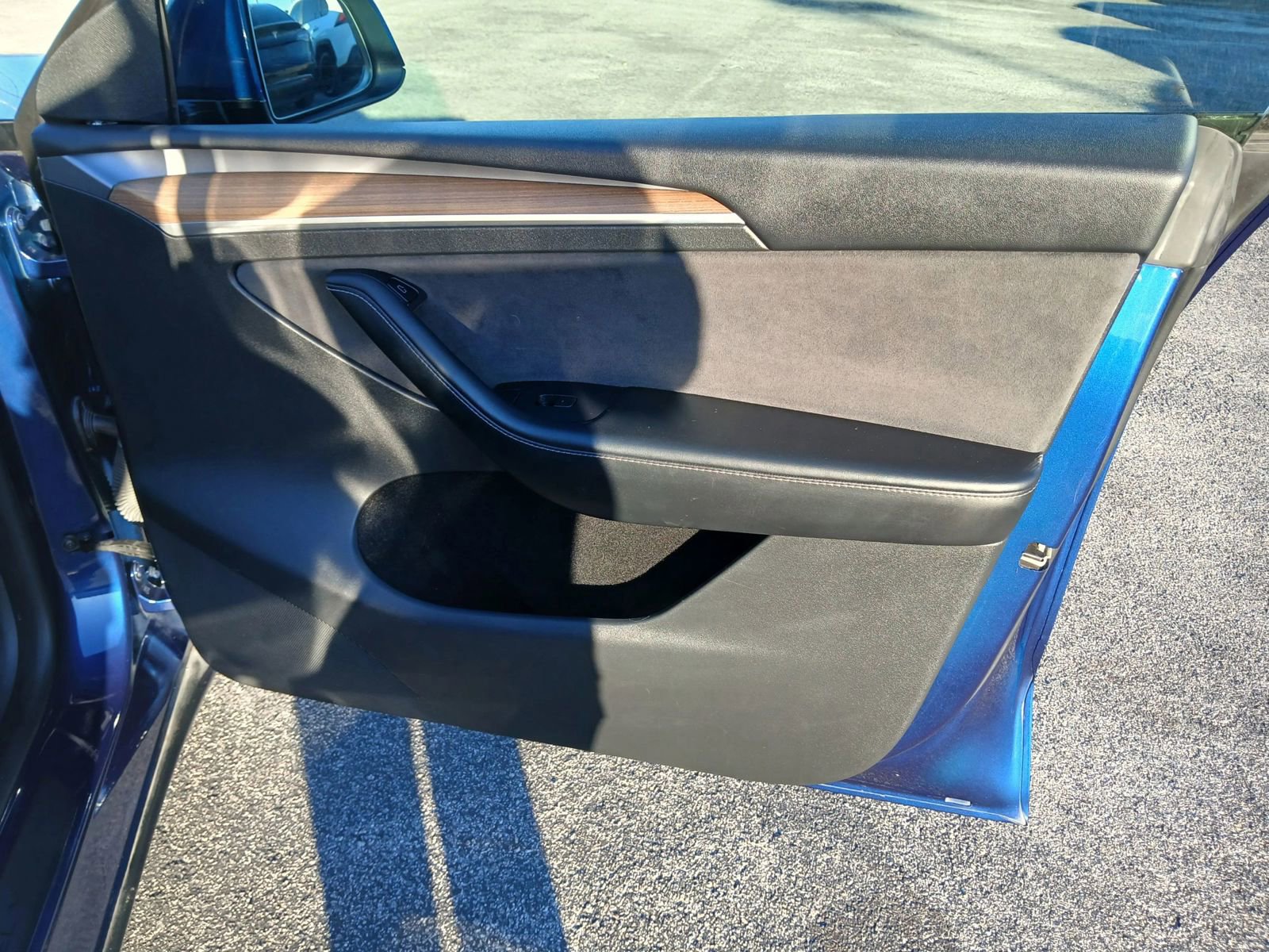 Used 2023 Tesla Model Y Long Range image 15