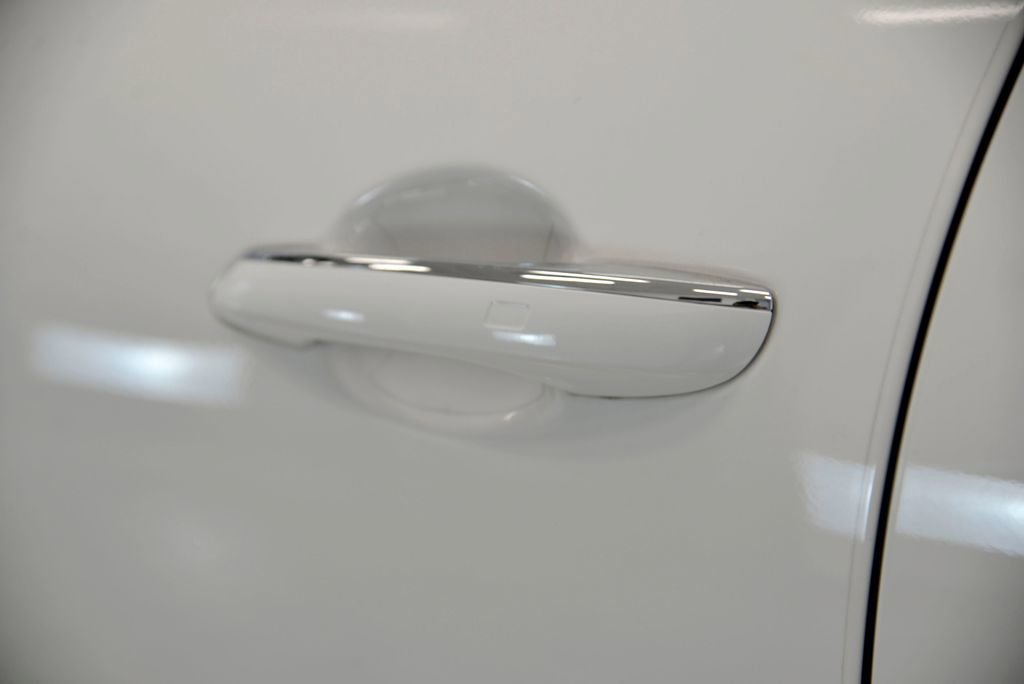 Used 2025 Genesis GV80 3.5T Advanced image 13