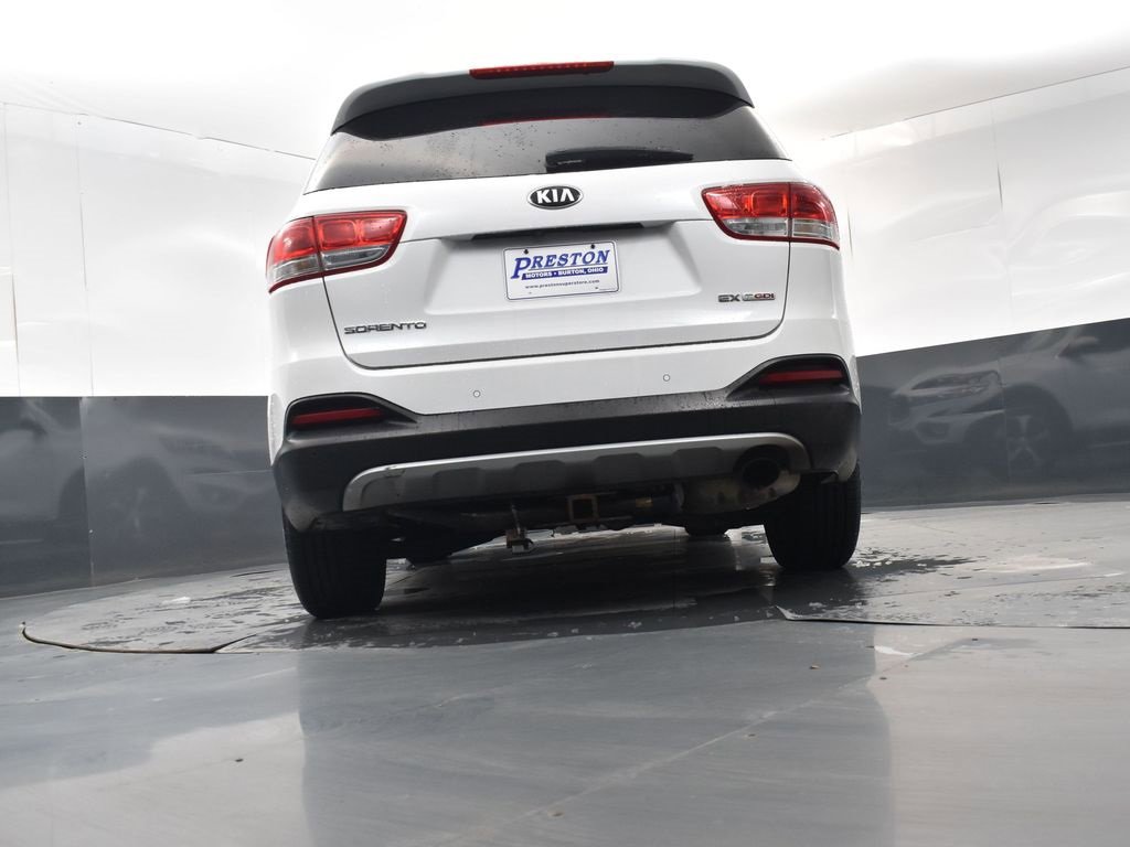 Used 2016 Kia Sorento EX image 26