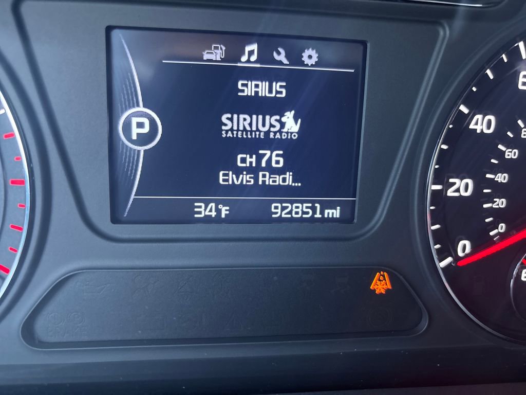 Used 2016 Kia Sorento EX image 19