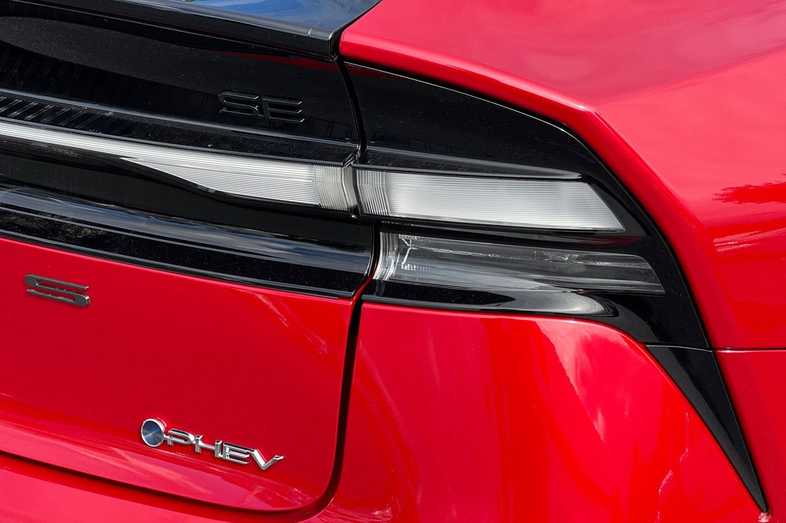 New 2026 Toyota Prius Plug-In Hybrid image 31