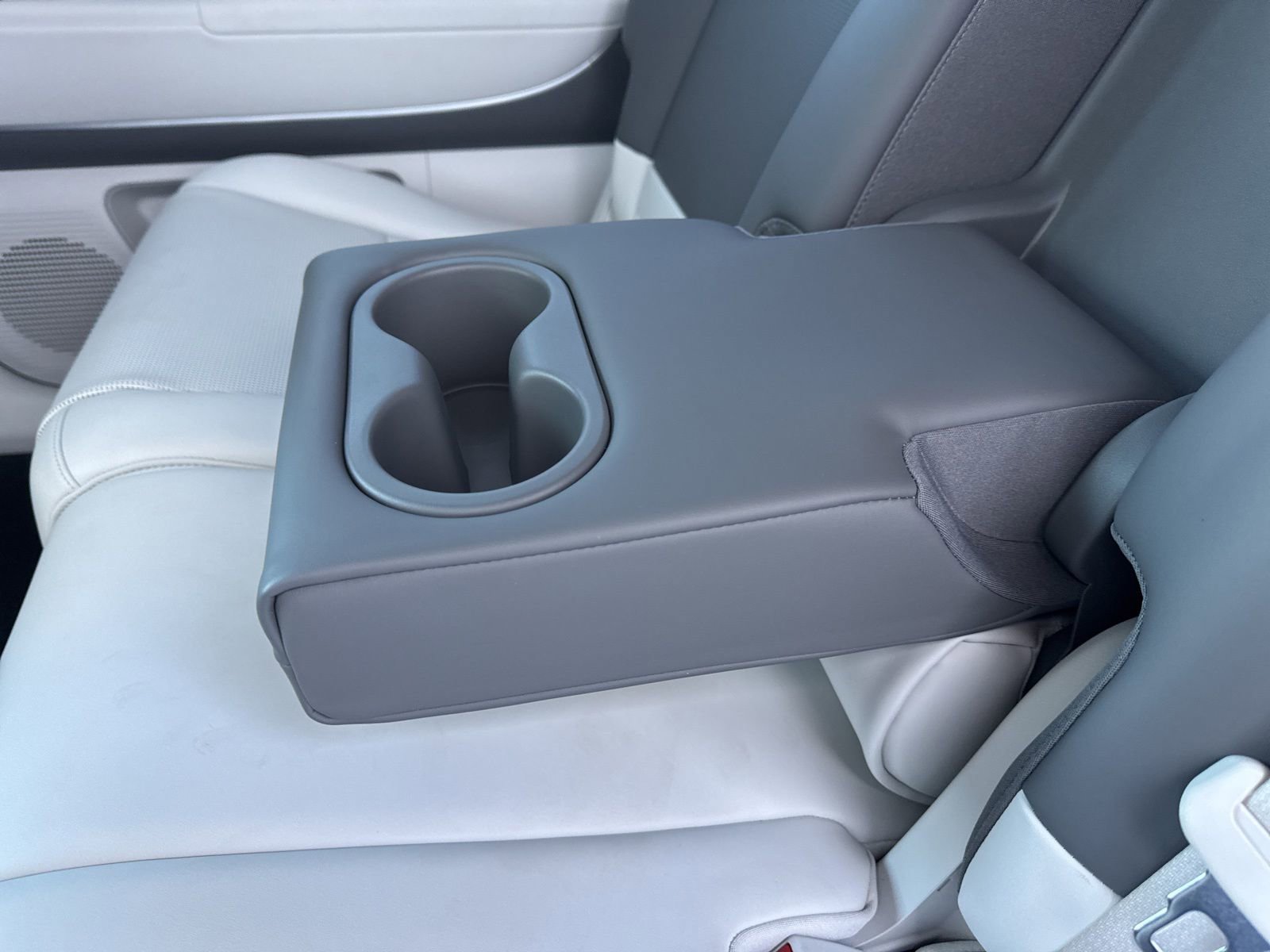 Used 2026 Hyundai Ioniq 9 SEL image 21