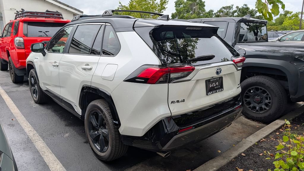 Used 2020 Toyota RAV4 XSE image 2