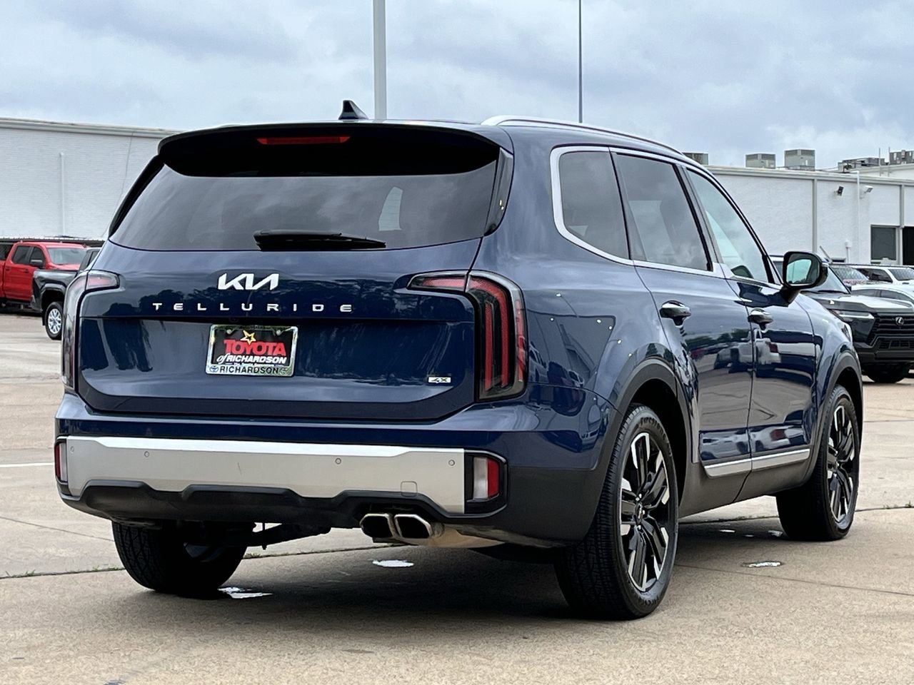 Used 2023 Kia Telluride SX AWD/4WD image 4