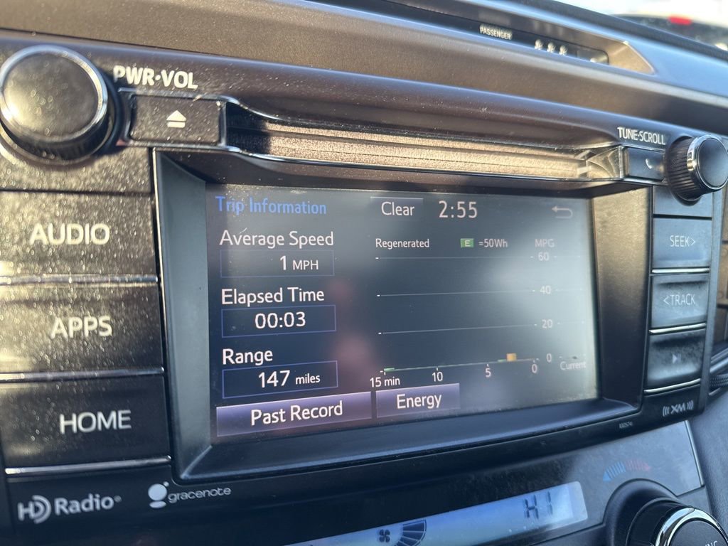 Used 2018 Toyota RAV4 XLE image 19