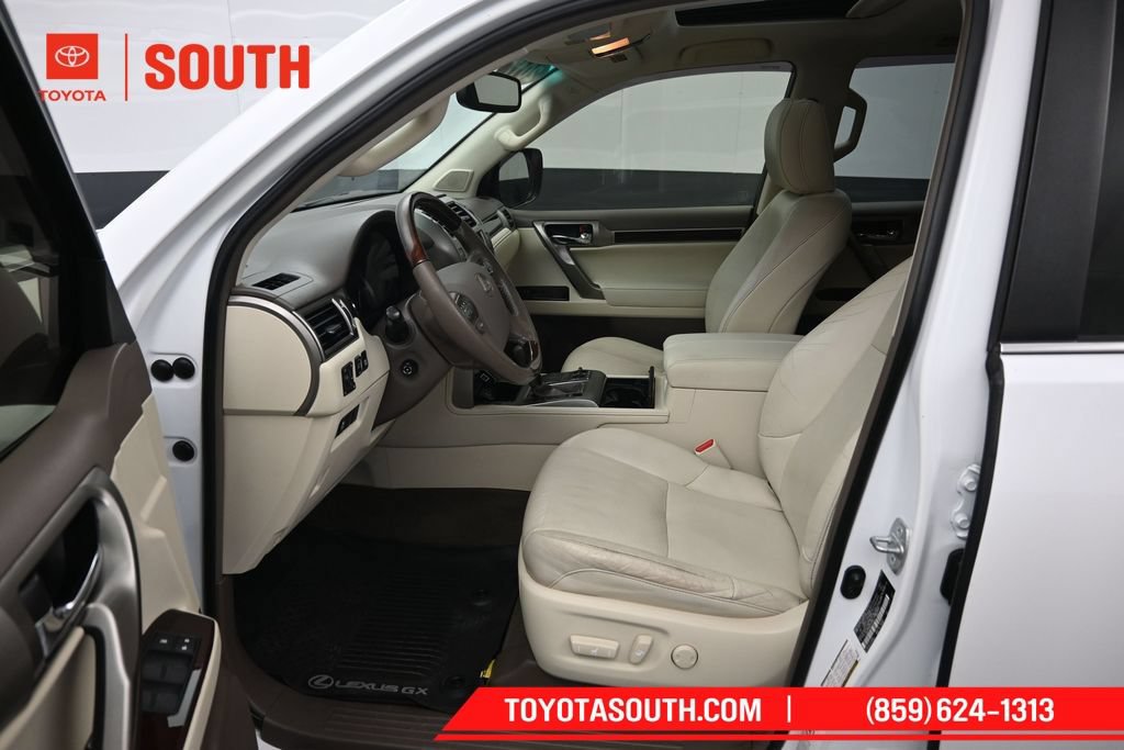 Used 2017 Lexus GX 460 AWD/4WD image 9