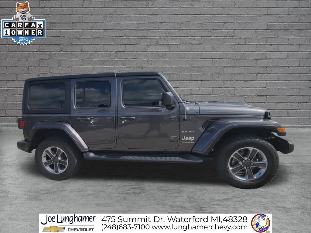 Used 2022 Jeep Wrangler Unlimited Sahara w/ Cold Weather Group AWD/4WD image 10