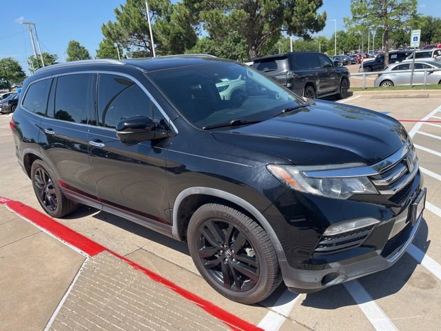 Used 2017 Honda Pilot Touring image 3