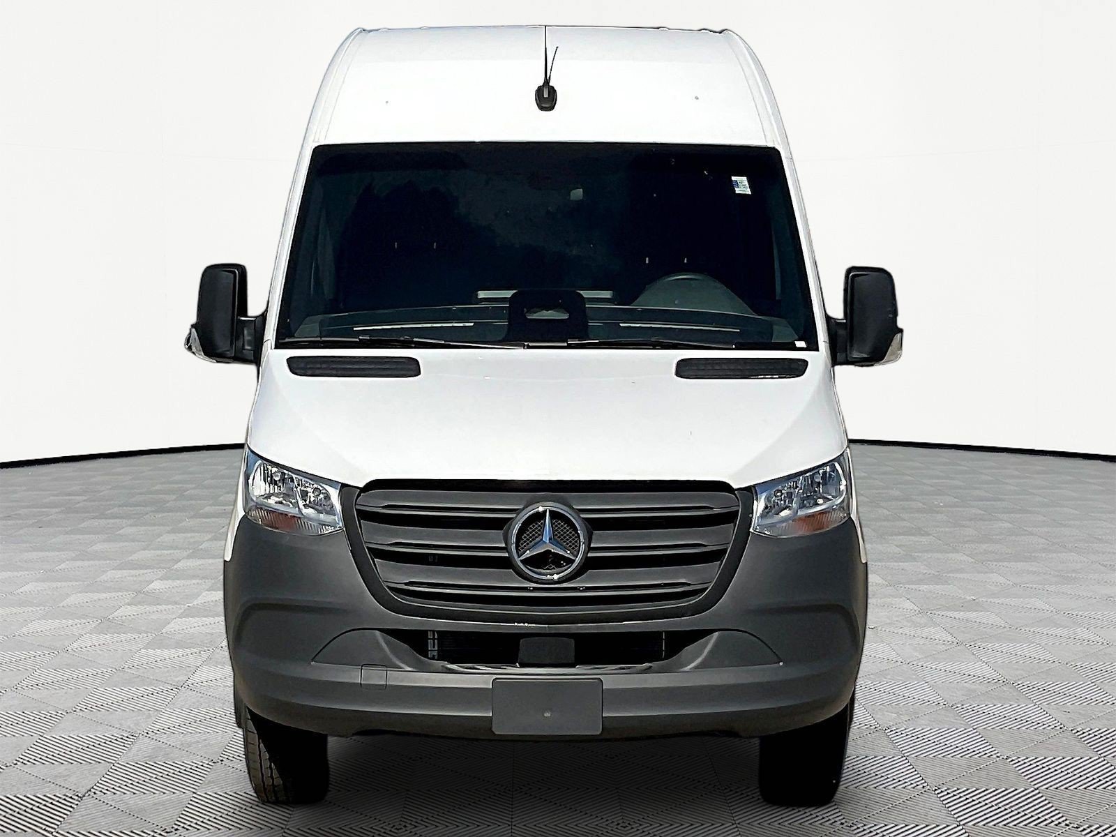 New 2026 Mercedes-Benz Sprinter 3500 image 2