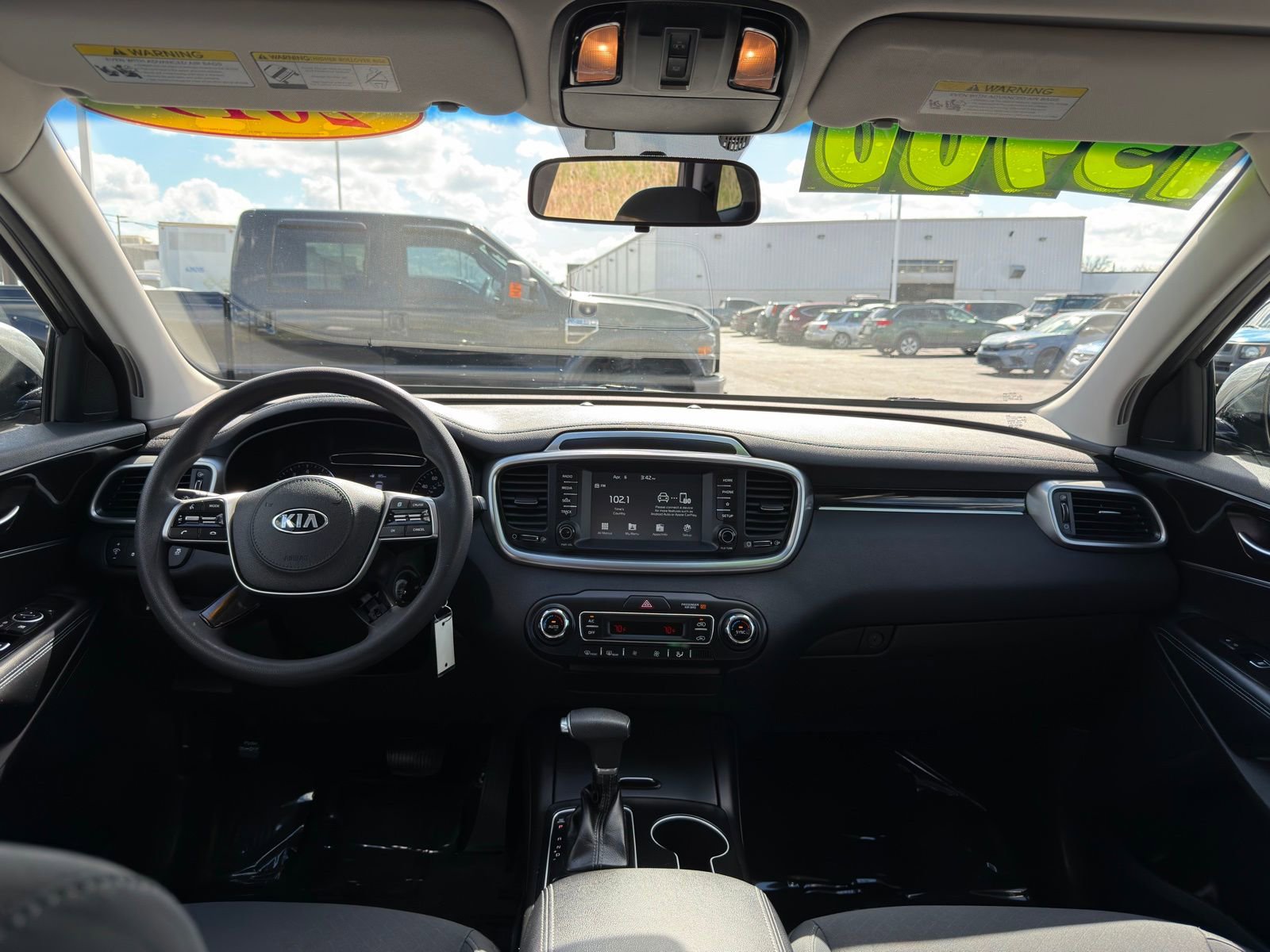 Used 2019 Kia Sorento LX image 27