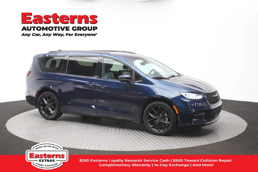 Used 2023 Chrysler Pacifica Touring-L w/ S Appearance Package FWD image 50