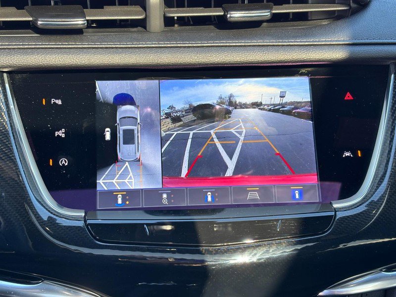 Used 2024 Cadillac XT6 Sport w/ Technology Package image 22
