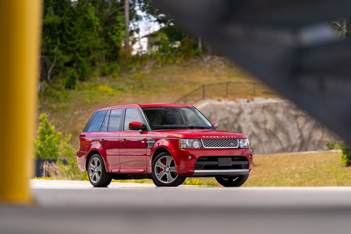 Used 2013 Land Rover Range Rover Sport Autobiography AWD/4WD image 2