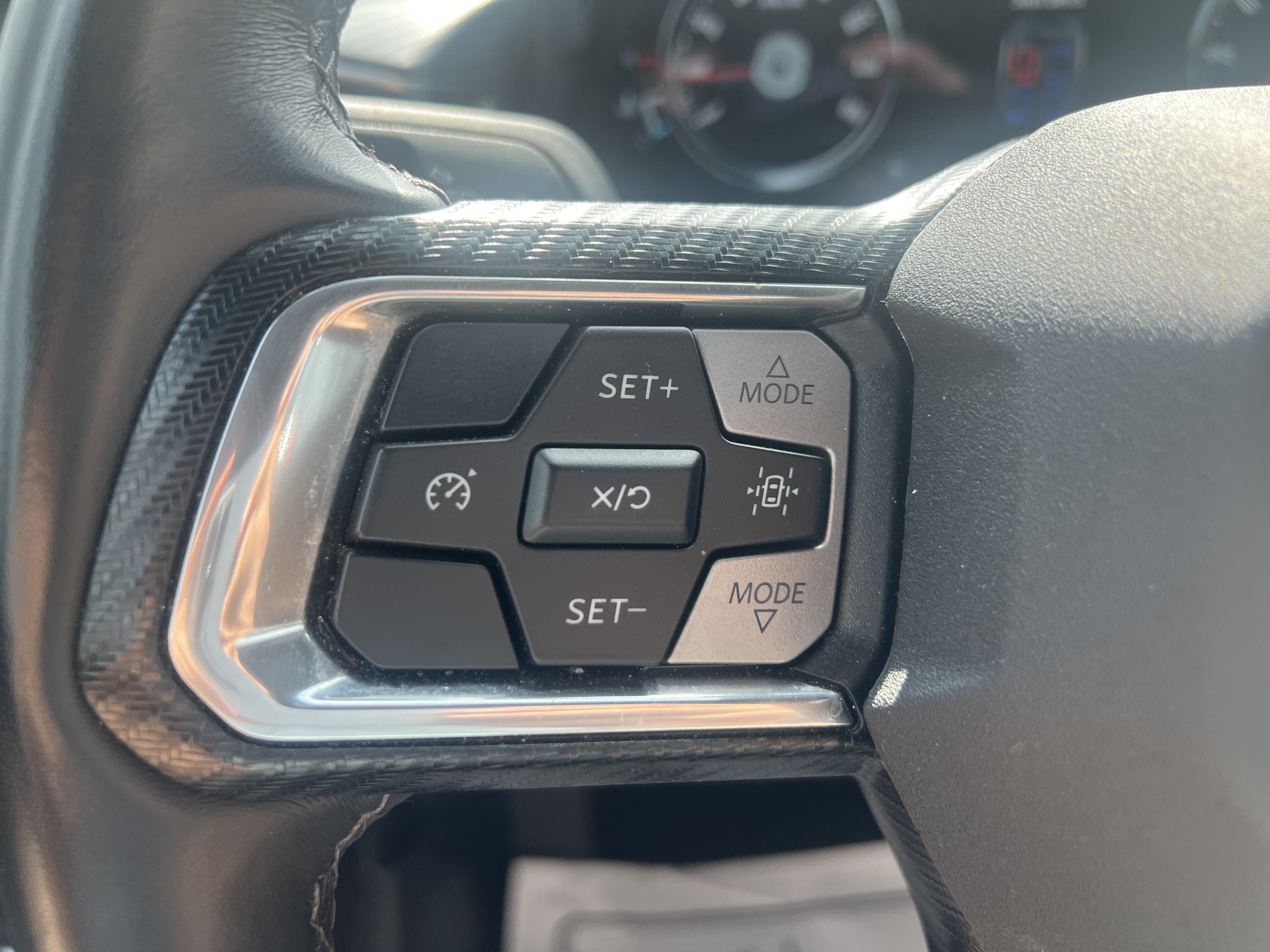 Used 2025 Ford Mustang Premium RWD image 18