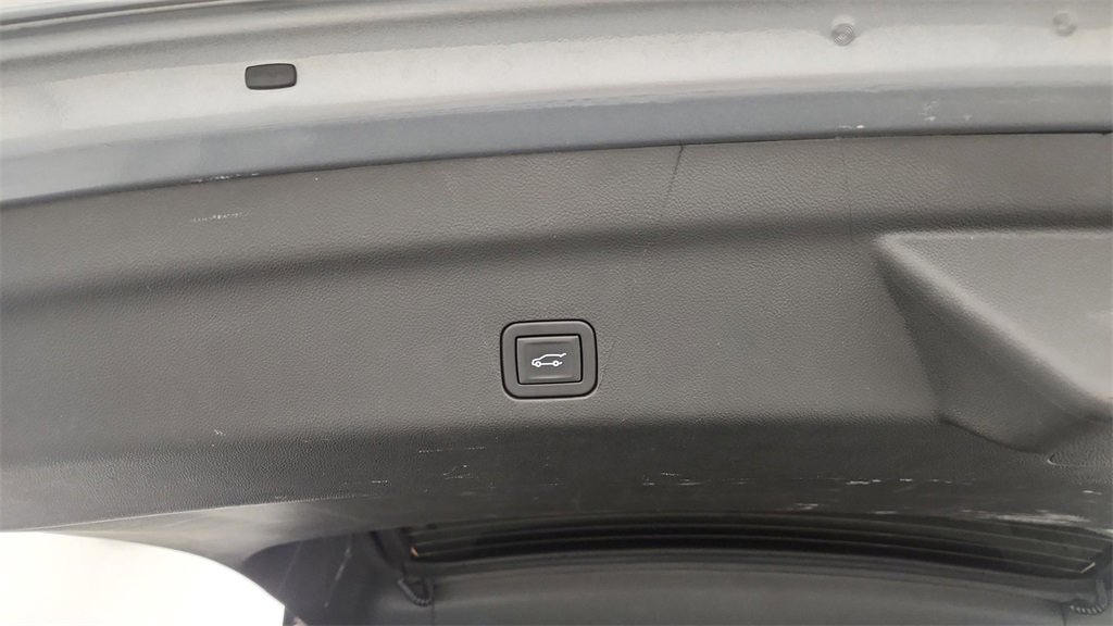 Used 2023 Chevrolet Tahoe LT image 22