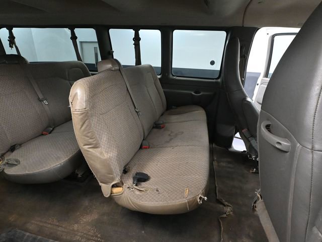 Used 2017 Chevrolet Express 3500 LT w/ LT Preferred Equipment Group RWD image 32