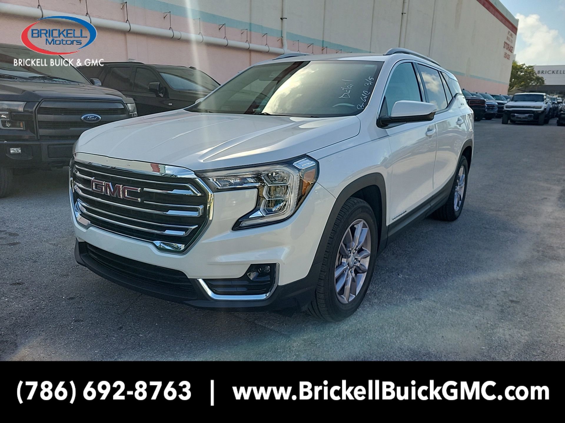 Used 2023 GMC Terrain SLT w/ LPO, Floor Liner Package